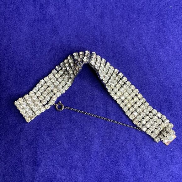 5-Row Clear Crystal bracelet in Silver tone, Vintage - Picture 2 of 3